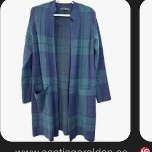 Tahari plaid sweater NWT